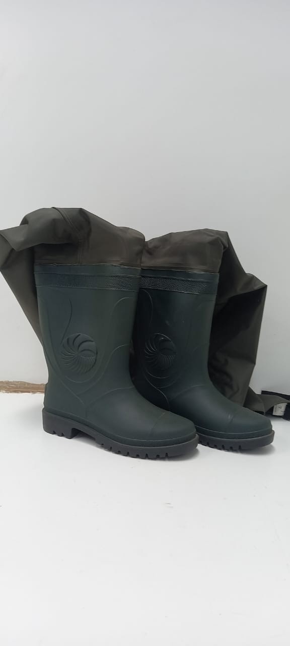 Fishing Waders - Size 7.5