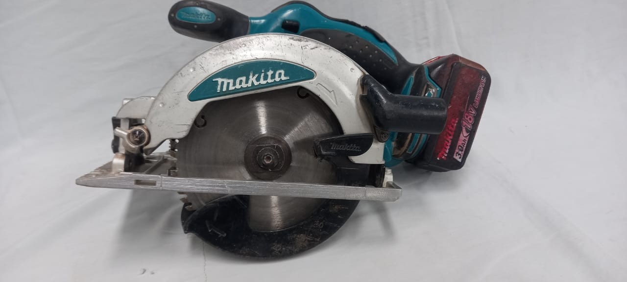 Makita 165mm Cordless Circular Saw