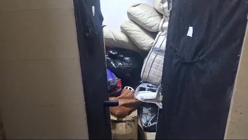8 - Single Mattress Unit