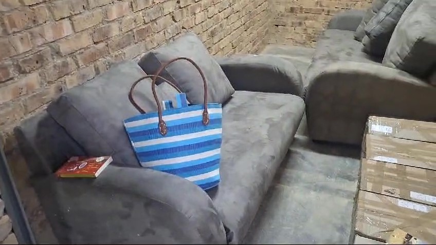 2 - Handbag Unit