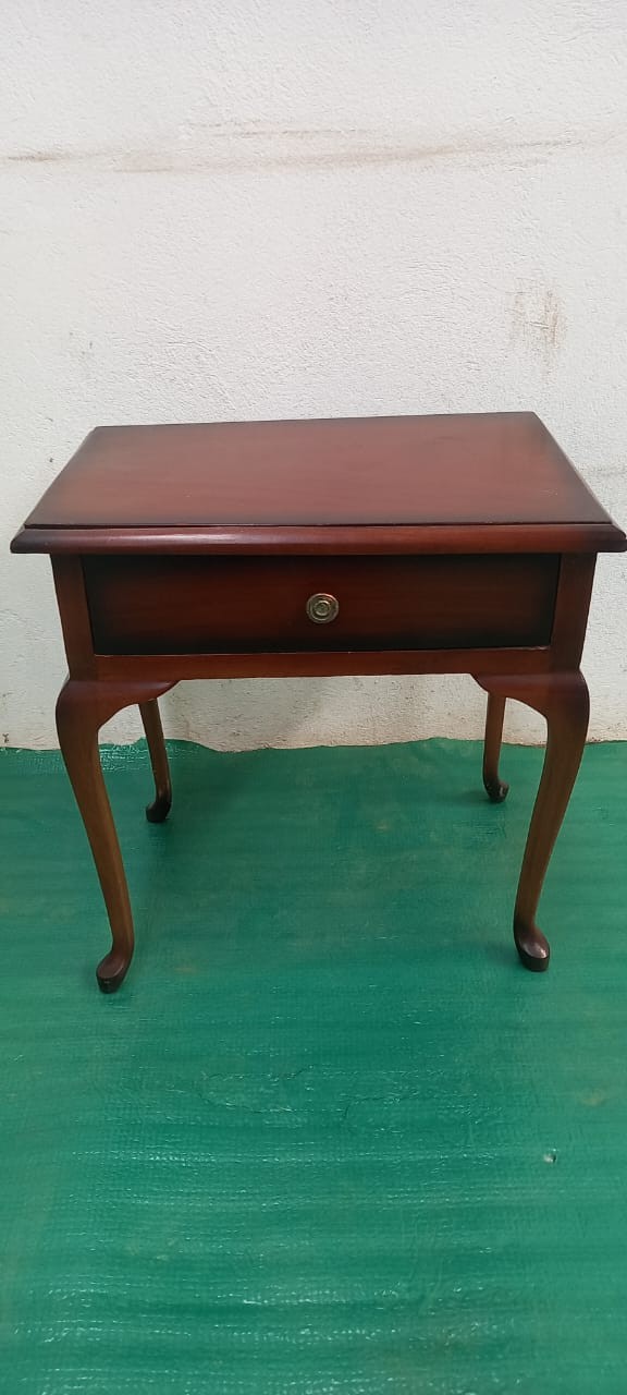 Queen Anne Style Wooden Side Table