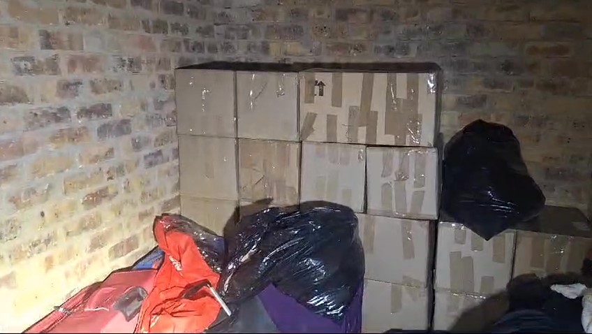 1 - Boxes Unit
