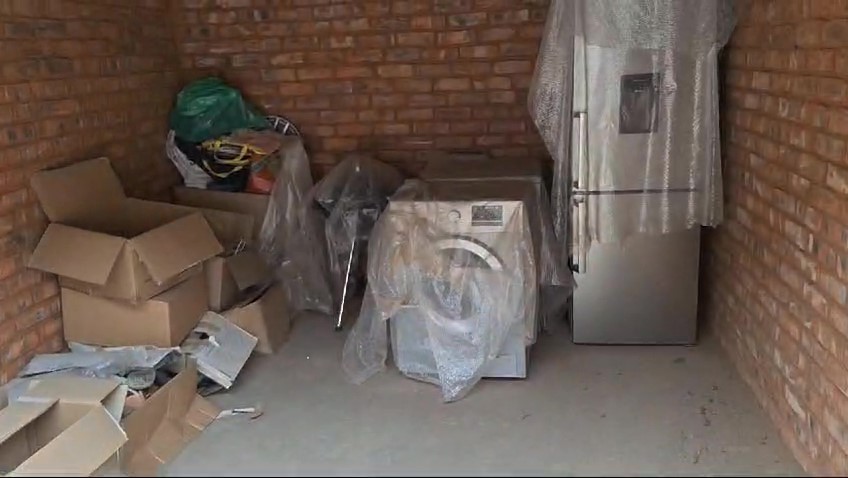 6 - Silver Fridge Unit
