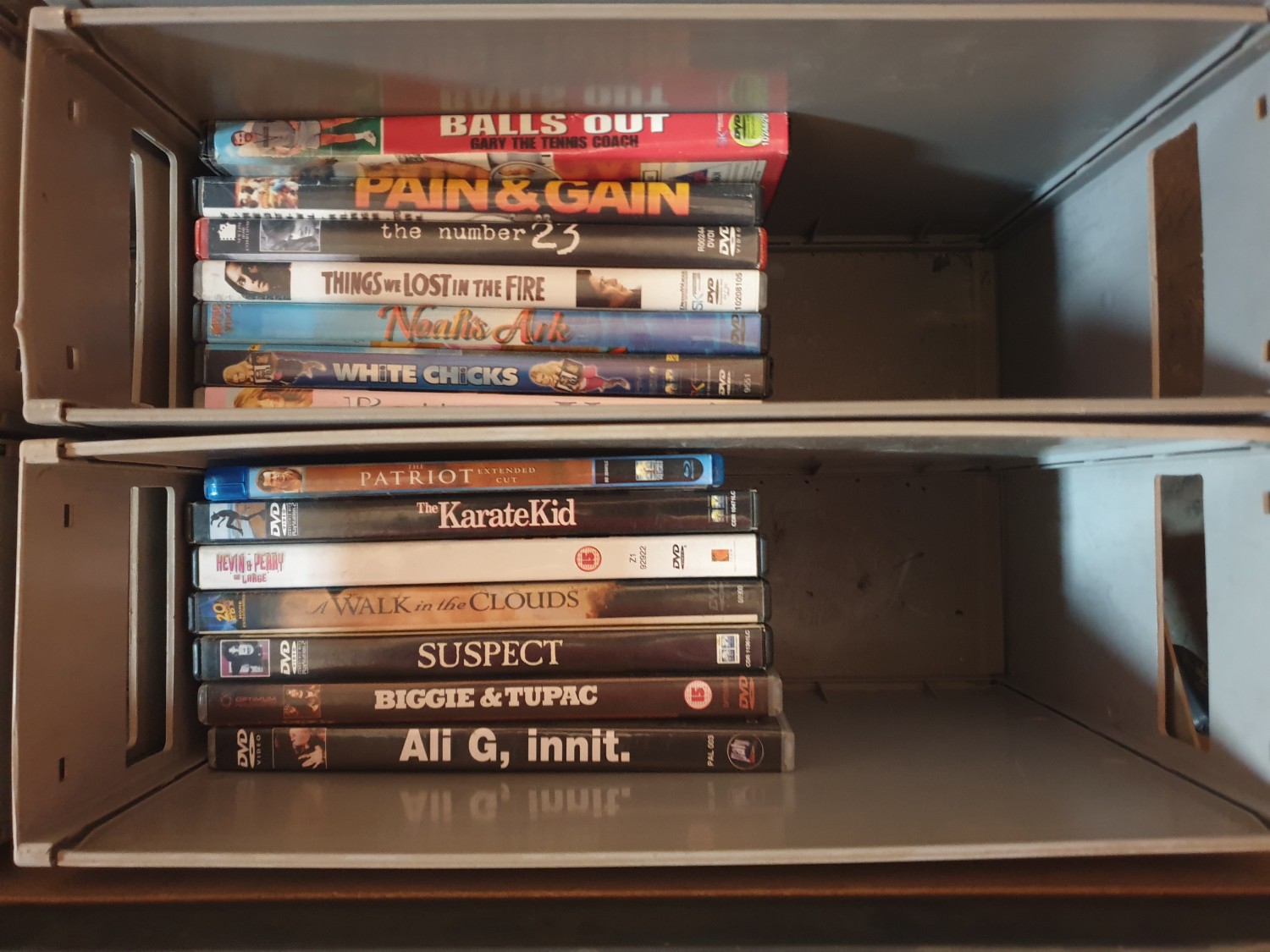 DVD